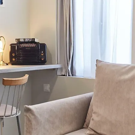 Stay In A Hip Decorated Studio Near Acropolis!-3